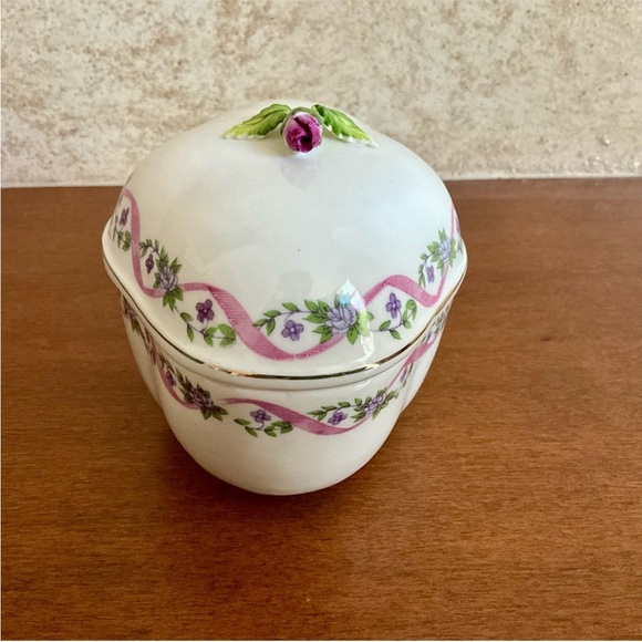 Vintage MANN China Box - Picture 5 of 8